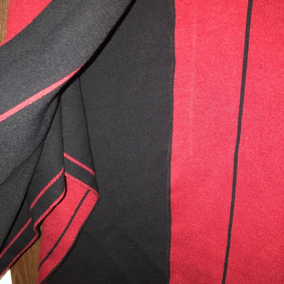 Today’s Designer black/red knit ruana poncho One Size - Picture 2 of 4